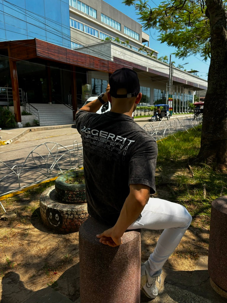 POLO OVERSIZE CASCADA - NEGRO (ACID WASH)