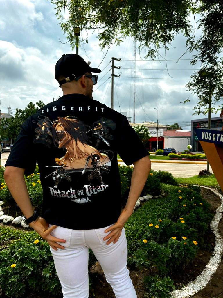 POLO OVERSIZE - ATTACK ON TITAN (GRIS)