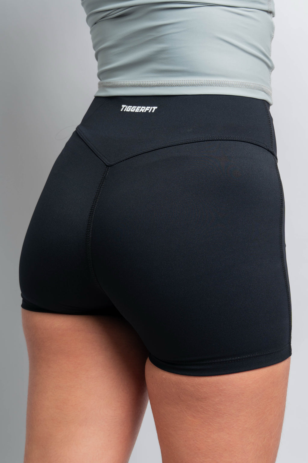 SHORT ACTIVE SCULPT - NEGRO
