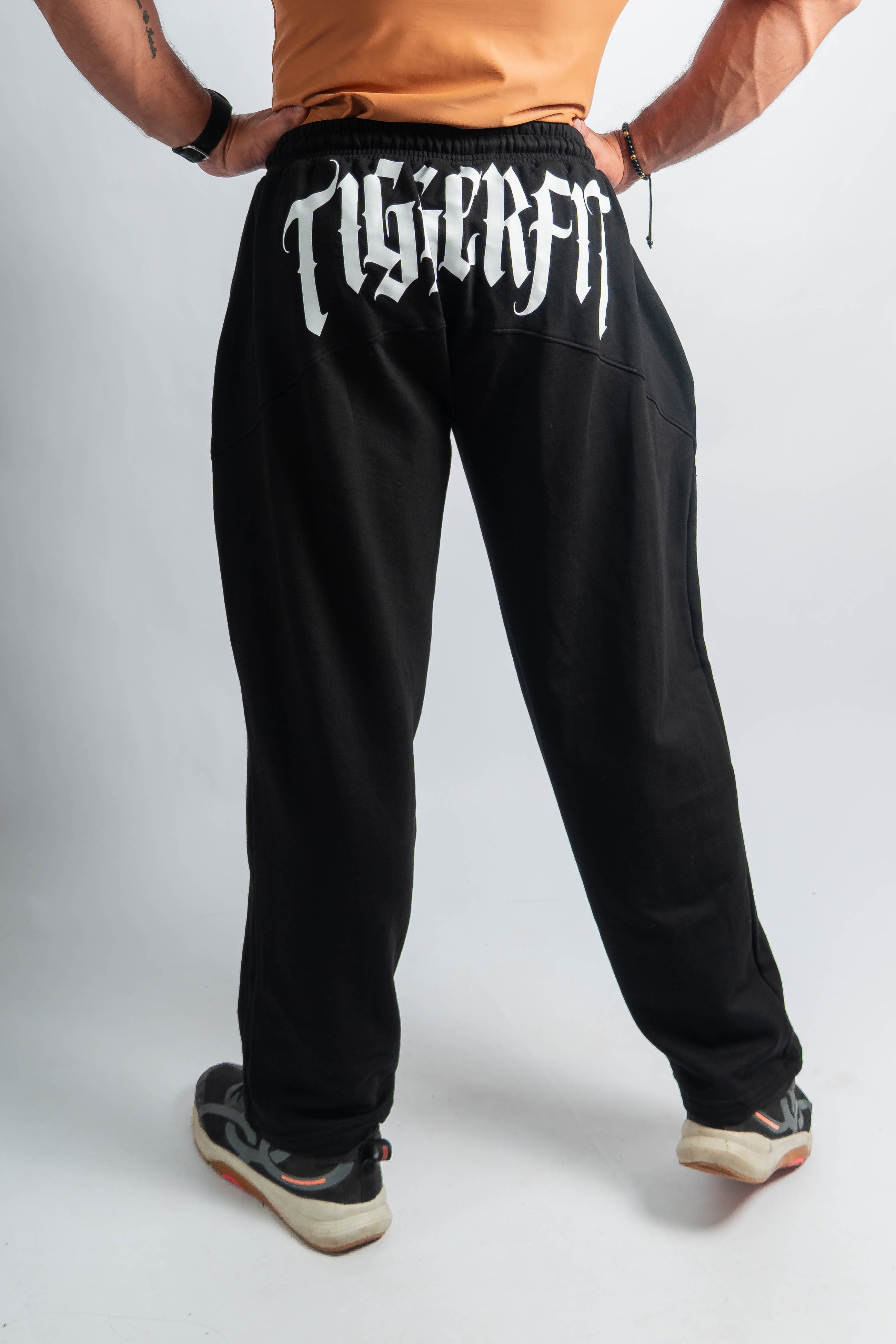 BAGGY JOGGER GOTHIC - NEGRO