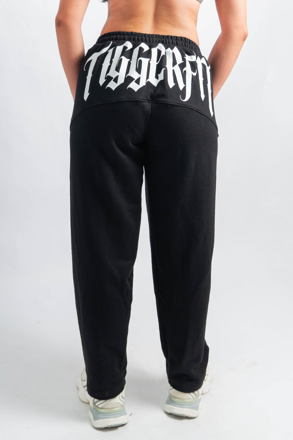 BAGGY JOGGER GOTHIC - NEGRO